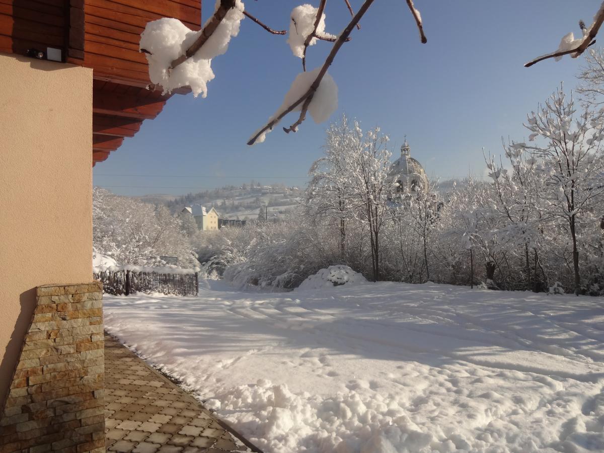 Котедж-Шале Елітний สลาฟสเก ภายนอก รูปภาพ